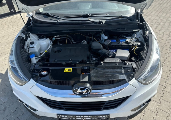 Hyundai ix35 cena 49900 przebieg: 156000, rok produkcji 2015 z Lesko małe 529